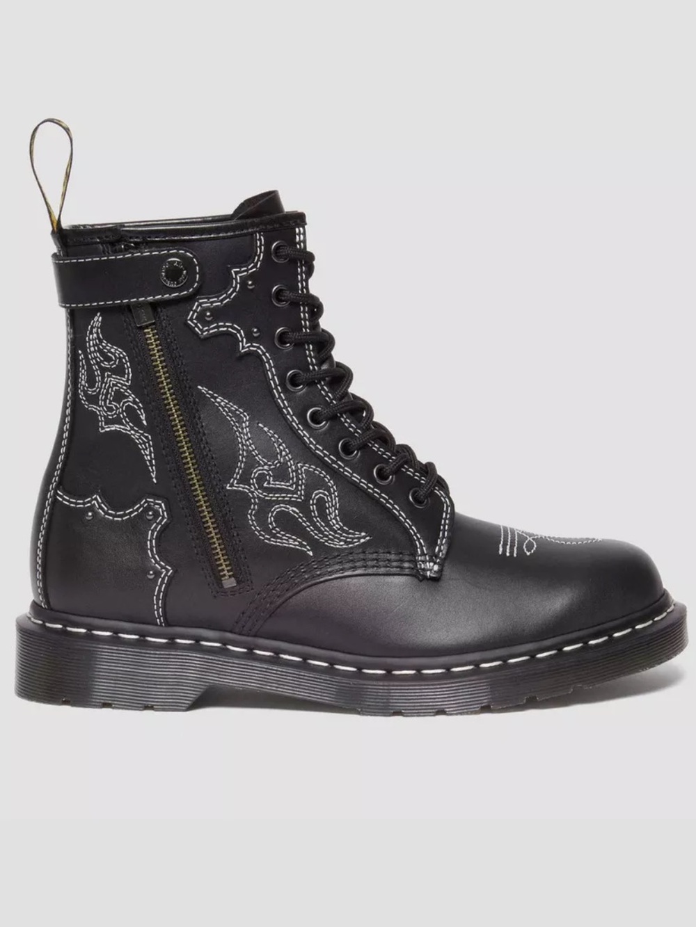 Dr. Martens Gothic Americana Leather Lace Up Wanama Black Women’s size 10 NEW!!!